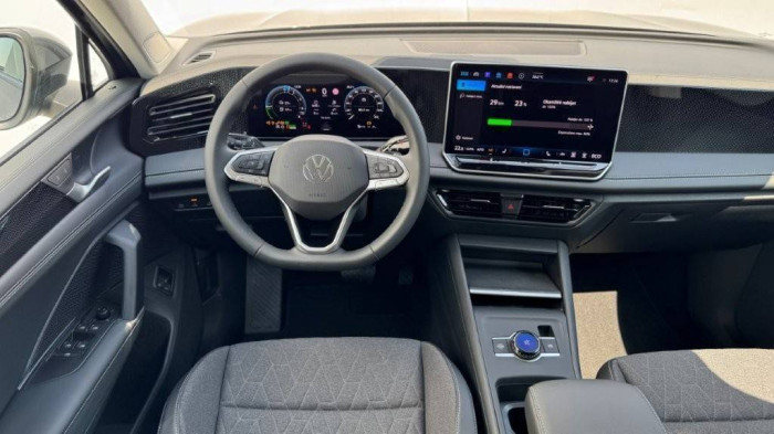 Volkswagen Tiguan People eHybrid 6DSG 1,5TSi / 110kW na operativní leasing